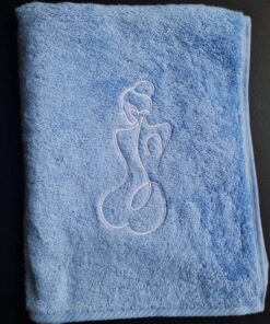(WYPRZEDAŻ) Ręcznik 100x50 KOBIETA jasny niebieski EGIPSKA BAWEŁNA